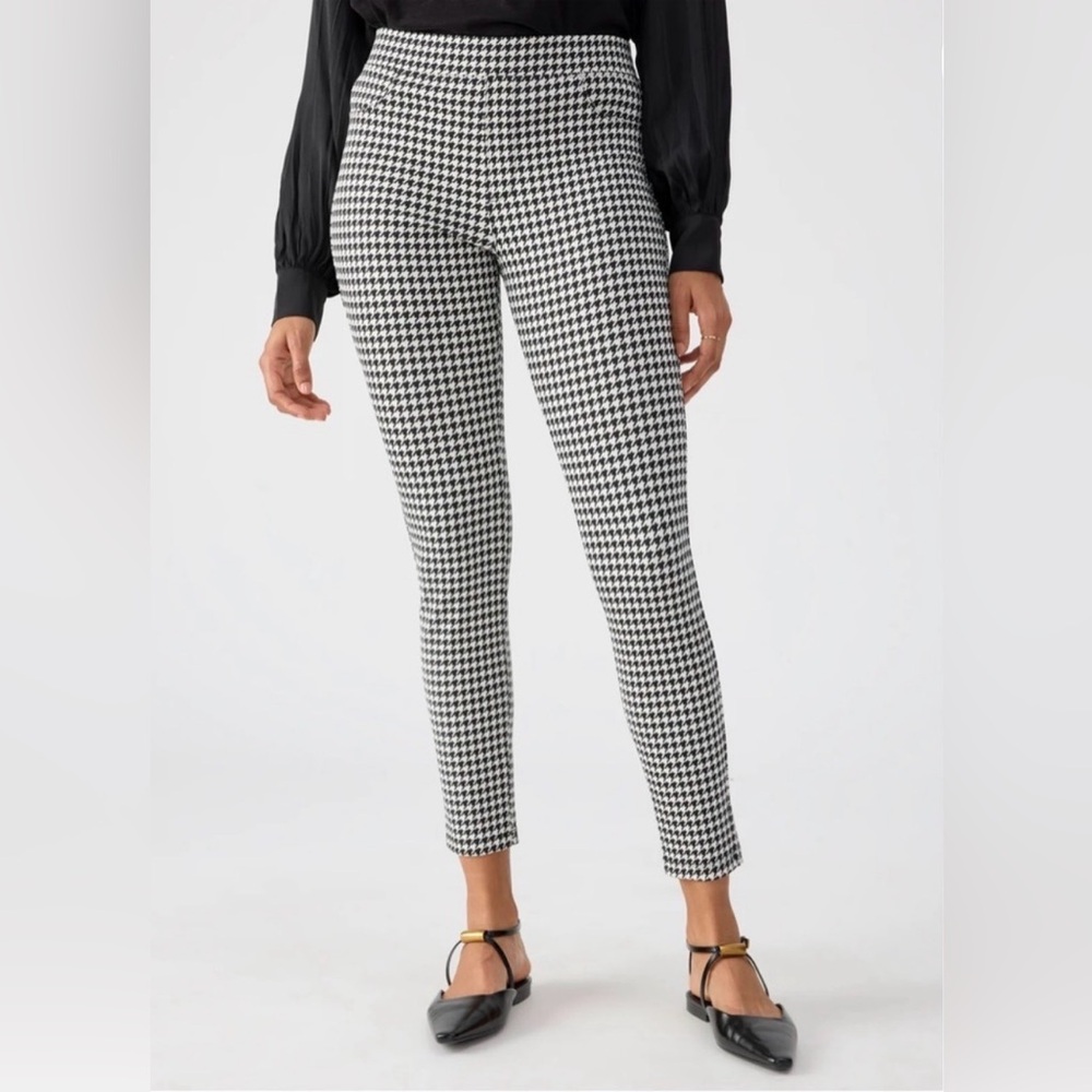 Sanctuary Black and White Houndstooth Skinny Pants